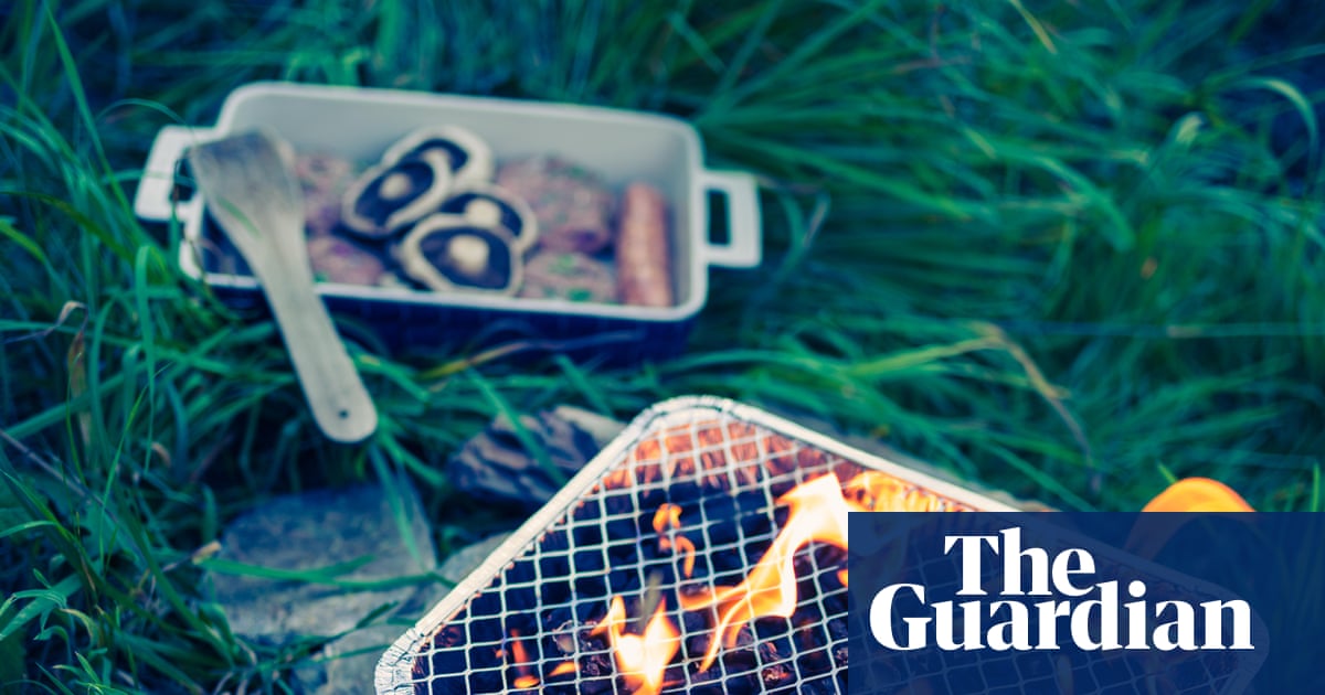 Burnham to consider ban on disposable barbecues as wildfires rage in UK